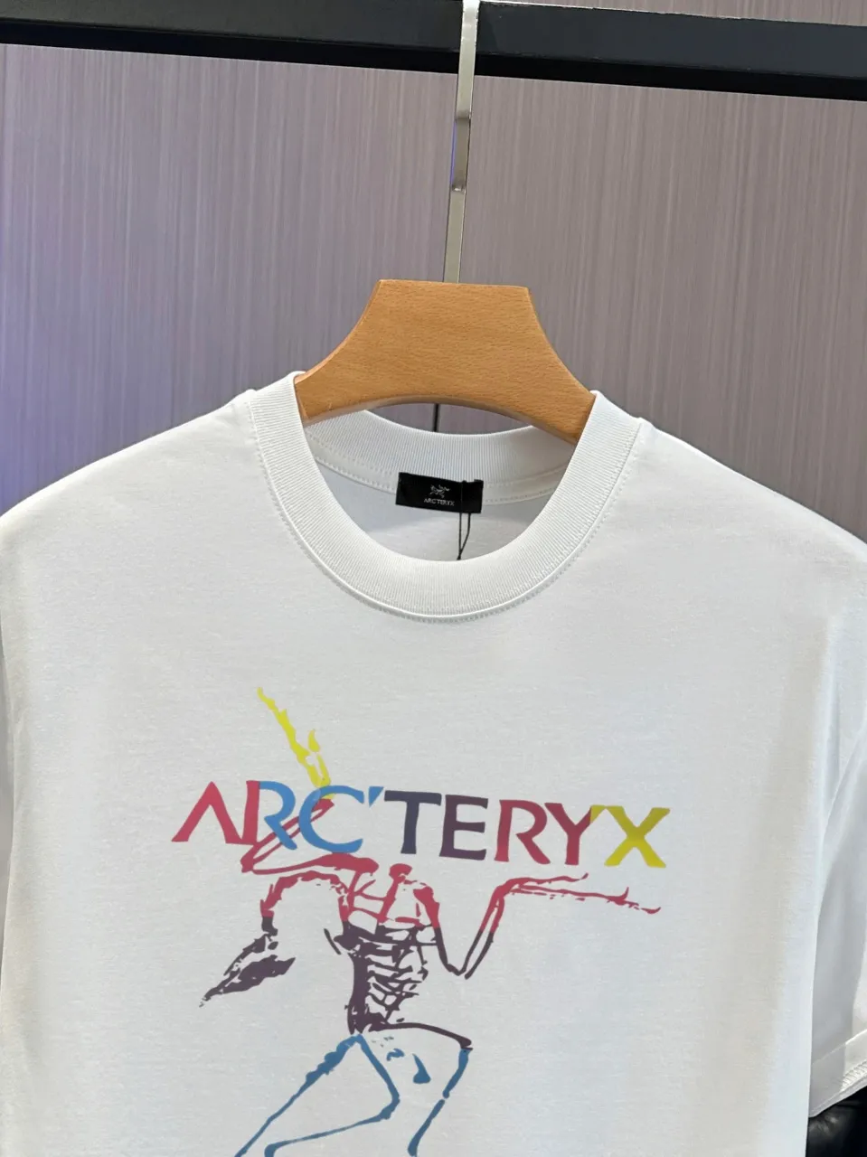 ARC`TERYX 2026 Classic T ， Breathable ， ， ！ Same Style ：White Black Gray Size：S M L XL
